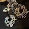 Dingle ljuskronor lyx och lyxkristallörhängen med stora runda blomma som lyser strassstudörhängen för kvinnors 2023 modesmycken 231031