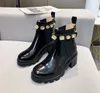 Luksusowe damskie buty na kostki Wodoodporna platforma Wodoodporna platforma Rhinestone Cowhide Martin Boots Crystal Dekoracja okrągłe buty mody i buty EU35-41 z pudełkiem