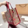 Sacs d'entraîneurs de créateurs pour femmes sacs à imprimé de fraises Co sac à main