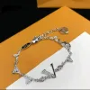 Designer de luxe comme élégant dames bracelet or argent mode lettre pendentif trèfle bracelet mariage haute qualité bijoux boîte originale AAA