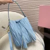 Kvinnliga lyxdesigner Bucket Bag Classic Pleated Totes Ladies Handbags Leather Crossbody Bags Drawstring Mini Underarm Påsar