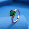 Europeisk och amerikansk designer 925 Sterling Silver Rose Gold Mormor Green Imitation vårdande ädelstenring Kvinnlig inlagd färgsmycken ring grossist