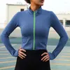 Dames Tweedelige broek Zomer 2023 Trainingskleding Bomb B Yogaset Gespikkelde stof Contrasterende kleur Trim Top Gekreukt buit Fitness