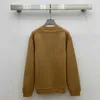 Kadın Sweaters Designer 2023 Sonbahar/Kış Yeni Basit ve Tembel Stil Tatlı Serin Kız Hisset Yumuşak Yün Örtü Hırka IZ04