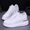 Sukienka Buty Ukryte obcasy Platforma Kobiety klinowe Sneakers Ladies Golden White Buty żeńskie Krasovki Tenis feminino Casual 231030