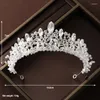 Pinces à cheveux feuilles perlées à la main, diadèmes et couronnes de luxe scintillants, accessoire de mariée pour femmes, accessoires de bijoux pour femmes