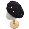 Berets Cokk Chapéu de Inverno Mulheres Lã Boina Pintor Cap Strass Beads Beret Femme Boina Gorro Chapeau Femme Preto Branco Atacado 231031