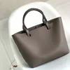 Mode lyxdesigner handväska stor kapacitet casual topp lady tote väska kalvskinn hand stickad daglig pendling arbete shopping väska litche mönster axel underarmsäck