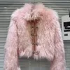 Pelliccia da donna 2023 Inverno Donna Cappotto rosa Cappotto leggero di lusso con fibbia trapuntata in pelle Bordo patchwork Protezione ambientale Corto