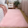 Alfombra Alfombras junto a la cama para la habitación de los niños Piso lindo para niñas Alfombra suave Decoración de la sala de estar Alfombra de dormitorio rosa para niños grandes y esponjosas blancas 231031