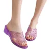 Terlik plastik jöle rhinestone orta topuk düz kalın taban sıradan ayakkabılar moda sıcak kadınlar