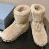 Shearling Booties 1U258N Ladies Boots Designer Boots Freedom ruchu ciepło i bezpieczeństwo to kluczowe pojęcia w projektowaniu tych botków Shearling Warmowe buty