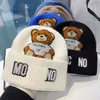 Дизайнер Beanie Beanie Luxury Beanie Beanie Brute Pelle Bear Bear Color Letter Letter Fashion Leisure Распространенный универсальная шапочка теплая буква шляпа Рождественский подарок 6 цветов хорошо