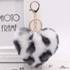 Mobiltelefonkedjan Artificial Rabbit Fur Keychain Keychain Lady Mobiltelefon Bag Key Ring Love Pendant Decoration R231031