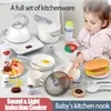 Kuchnie grają żywność Montessori Kuchnia Kuche Kilking Zabawy Symulacja Early Educational Child House for Girl Birthday Prezent 231030