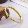 Brazalete FEEHOW Poker Mahjong Brazaletes Pulseras para Mujeres Personalidad Creativa Color Oro Pulsera de Acero Titanio Joyería portátil Diaria