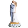 Cake Tools Vacker imitation Träskärm bröllopsmodell Figur Skulptur Hantverk Dekor Hem Wed Gift Top Bride and Groom Harts Dekorationer