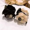 Barrettes à cheveux No. 5 Corée Rétro Fleur De Camélia Pinces À Cheveux En Laine Florale Queue De Cheval Clip Barrette Accessoires pour Filles Mujer 231030