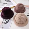 Cappello da donna elegante invernale caldo in vera pelliccia di coniglio berretto lavorato a maglia Earlaps W berretto con visiera in vera pelliccia di volpe