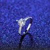 Pierścień Diamond Moissanite S925 srebrny srebrny klasyczny sześć pazur moissanite cyrkon European Kobiet luksusowy pierścień weselny