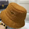 Designer Winter Bucket Hat For Men Women Classic Teddy Bonnet Beanie Designers Caps Hats Mens Casquette Fluffy Warm Sunhat Fuzzy Cap G23103115PE-5