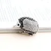 Brosches Pomlee 2023 Hedgehog Brooch Pins Quality Emamel Animal Year Designer smycken gåva