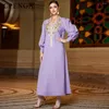 Этническая одежда 2023, роскошная мусульманская женщина Джалабия, Дубай, Абая, Марокко, кафтан, фиолетовое кружево, сшитое вручную, с бриллиантами, турецкое платье, исламский халат