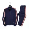 Herrspårets designer 2 Mens Tracksuit Luxury Men Sweatsuits Långärmad Assic Fashion Pocket Running Casual Man Othes Outfits Nts Jacket Två PIE #121 I3D4