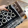Szaliki luksusowa marka marki zimowej koc szaliki szaliki dla kobiet ciepłe paszmina liter drukuj duży opakowanie kaszmirowe faulard długie stole 231031