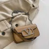 Väskor Kvinnor 2023 Ny modekedja med Diamond Cross Body Small Square Store Shoulder Bag Clearance Sale