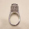 Anillo de diamantes de lujo de 8 quilates Joyería de oro blanco de 14 quilates Anillo de boda de compromiso de corte de moissanita Anillos para mujeres Accesorio de fiesta nupcial LJ2299d