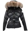 Designer-Damen-Pufferjacke, Daunenjacken mit echtem Pelzkragen, besticktem Abzeichen, Kapuzenmantel, warme Winterjacke mit Gürtel, Damen-Designerkleidung, Größe 1/2/3/4