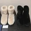 Shearling-Stiefel 1U258N Damenstiefel, Designer-Stiefel, Bewegungsfreiheit, Wärme und Sicherheit sind Schlüsselkonzepte beim Design dieser Shearling-Stiefel. Warme Stiefel