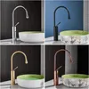 Rubinetti da cucina Rubinetto per lavabo moderno Lavandino per bagno in oro spazzolato Rotazione a 360° Montaggio su piattaforma Gru per rubinetto per acqua fredda in ottone per o vasca 231030