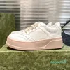 Sapatos casuais masculinos de biscoito com remendo de couro, calçados esportivos com cadarço grosso, plataforma de lona em relevo, sapatos plataforma masculinos e femininos, tênis clássico da moda