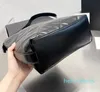 Handväska axelväska märke y-formad designer söm läder damer metall kedja svart mussla messenger kedja väskor boende grossist