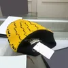 Tasarımcı Kış Kayak Beanies Erkek Kadın Mektup Jakar Beanie Yüksek Kaliteli Yün Şapka Çift Açık Hava Spor Kapağı