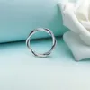 Anello con linee intrecciate scintillanti in oro rosa per gioielli da regalo di nozze per ragazze da donna per anelli di fidanzamento in argento sterling 925 pandora con scatola originale