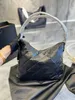 جديد 22 حقيبة منتفخ Crossbody سلسلة نسائية تسوق حقائب الكتف مبطن Hobo حقائب السيدات المصممين حزام جلدي Luxurys Prismatic Pane حزمة الهبي ذات الاستخدام المزدوج