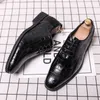 Couleur continue Oxford Men Classic Stone Patter Pu Simple Lace-Up Fashion Business Casual Shoes Casual Shoes Party Ad077