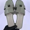 Модная тапочка оран сандалий мужчины, женщины, личи, кожа, кожаная кожа твердое королевское лесное лесо -зеленое лайм -хаки пляж дизайнерская обувь Слайд 15