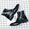 男性の英国の足首ブーツシューズ先のつま先ソリッドカラーPUブローグイングボタン快適なファッションビジネスカジュアルデイリー広告D923