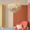 Lampes suspendues Lumières de plumes modernes pour la chambre de princesse des enfants Chambre de chevet Suspendus Éclairage de lustre vivant