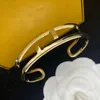 Braccialetto di fascino di design Braccialetti placcati oro 18 carati per le donne Bracciali a catena a maglie spesse punk oro classico Lettera Oro Gioielli in argento Regalo linkA