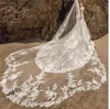 Veli da sposa Velo da sposa con pettine 1 strato Tulle morbido Pizzo smerlato Floreale Elegante Bianco Avorio Champagne Personalizzato 300 cm