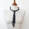 Charking Ydydbz Black Rubber Rope Tassel Charms de colar longo para mulheres Cadeia de couro grossa de jóias femininas de camisola de couro