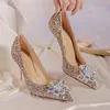 Wedding Shoes Stiletto مدببة إصبع القدم الفراشة عالية الكعب أحذية الصيف الكريستال النعال