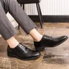 أحذية Oxford Men Shoes Classic Solid Pu Three-Section Passion Business Nature Shoes Party Daily AD075