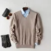 Męskie swetry męskie męskie kaszmirowy sweter jesienno-zimowy miękki ciepły dżersejowy sweter Robe Hombre Pull Homme Hiver sweter V-Neck O-Neck