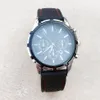 Модные бренды смотрят на силиконовую группу в стиле мужской Quartz Watch AR10237U